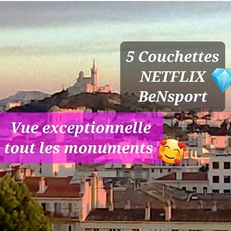 Sublime 2 Pieces Vue Incroyable Mer Et Tout Les Monuments De Марсилия Екстериор снимка
